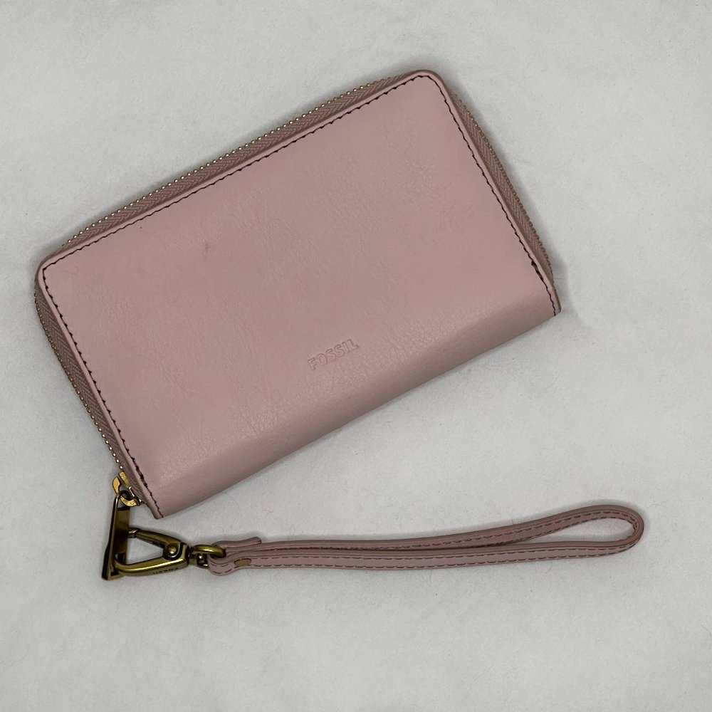 Fossil - Pink Wristlet/Clutch